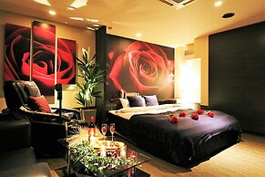 Hotel O2 - Adults Only