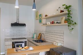 Spacious and Modern Service Apartment in Hochiminh