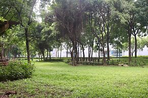 Spacious and Modern Service Apartment in Hochiminh