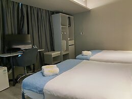 Hotel Calmo Bugis