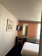 Brit Hotel Essentiel Moulins Avermes