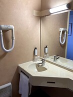 Brit Hotel Essentiel Moulins Avermes