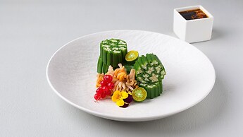 Crowne Plaza Dalian Xinghai by IHG