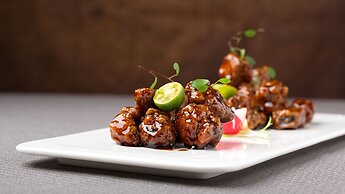 Crowne Plaza Dalian Xinghai by IHG