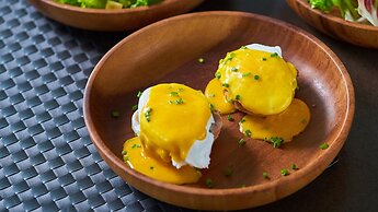 Crowne Plaza Dalian Xinghai by IHG