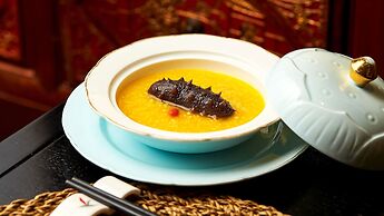 Crowne Plaza Dalian Xinghai by IHG