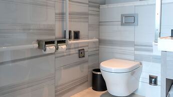 Crowne Plaza Dalian Xinghai by IHG