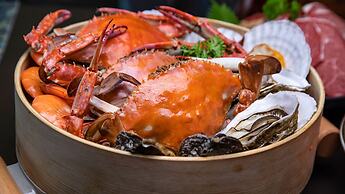 Crowne Plaza Dalian Xinghai by IHG