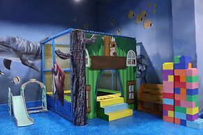 Crowne Plaza Dalian Xinghai by IHG