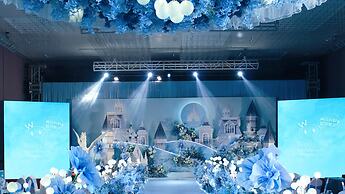 Crowne Plaza Dalian Xinghai by IHG