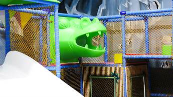 Crowne Plaza Dalian Xinghai by IHG