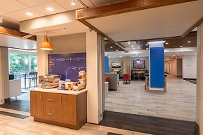 Holiday Inn Express & Suites Rock Hill by IHG