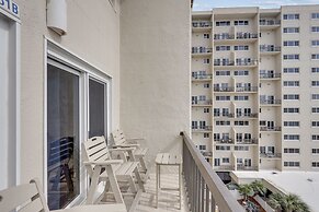 Pinnacle Port by Book That Condo