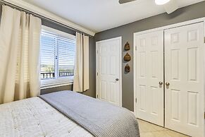 Pinnacle Port by Book That Condo