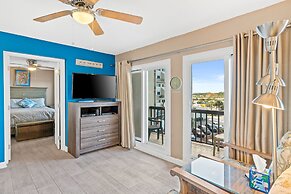 Pinnacle Port by Book That Condo