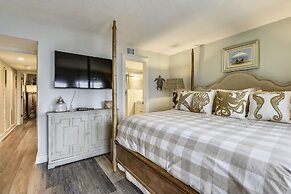 Pinnacle Port by Book That Condo