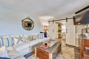 Pinnacle Port by Book That Condo