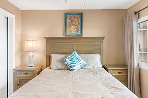 Pinnacle Port by Book That Condo