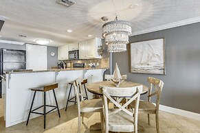 Pinnacle Port by Book That Condo