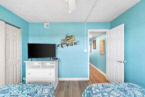 Pinnacle Port by Book That Condo