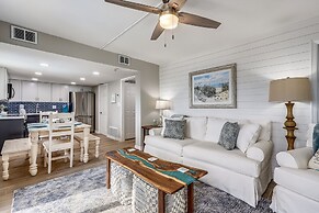 Pinnacle Port by Book That Condo