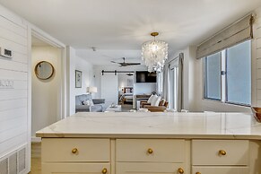 Pinnacle Port by Book That Condo