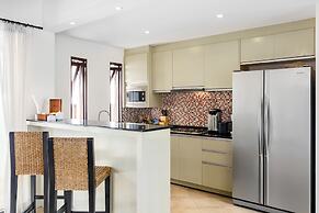 HSH - 3 Bedrooms Front Beach - Bangrak