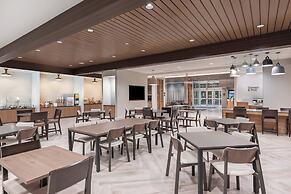Fairfield Inn & Suites Houston Memorial City Area