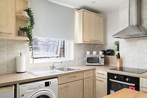 Picktheplace Crawford Place Suites