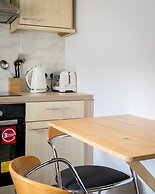 Picktheplace Crawford Place Suites