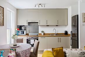 Picktheplace Crawford Place Suites