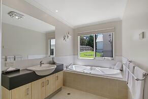 McMillans of Metung Coastal Resort