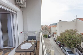Apartments & Rooms Alagic