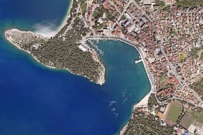 Apartments & Rooms Alagic