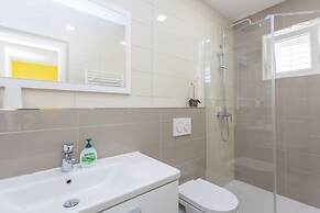 Apartments & Rooms Alagic