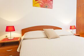 Apartments & Rooms Alagic