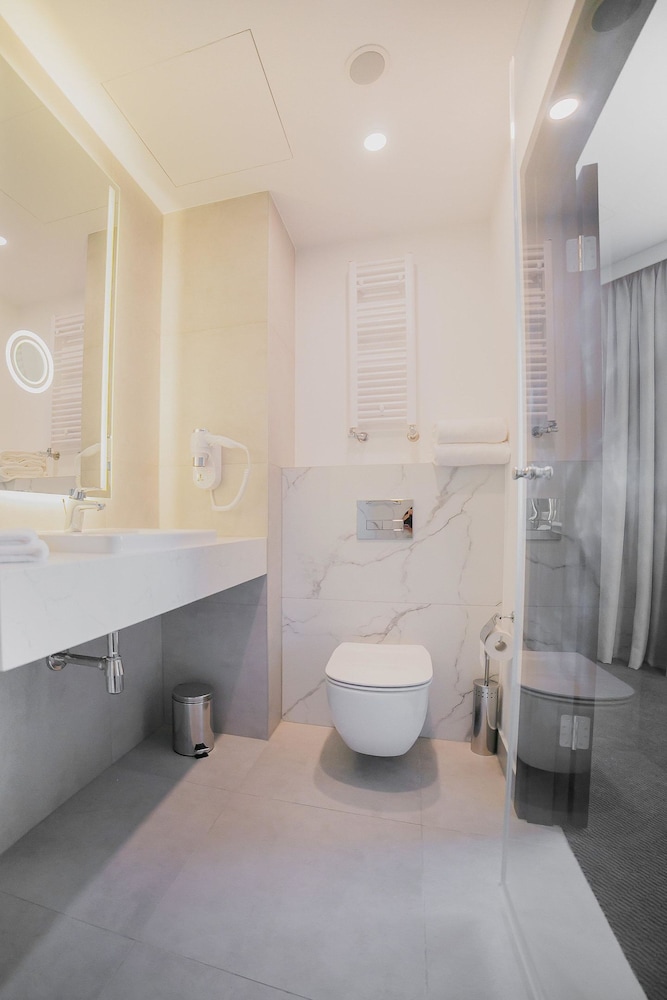 B&B HOTEL Warsaw East