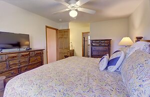 75 Corinthian 3br 3ba Spacious Layout, Private Garage. 3 Bedroom Townh