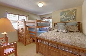 75 Corinthian 3br 3ba Spacious Layout, Private Garage. 3 Bedroom Townh