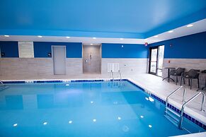 Hampton Inn & Suites North Attleboro