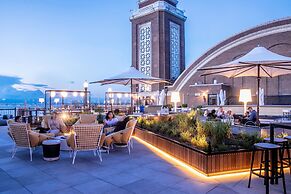 Sable at Navy Pier Chicago, Curio Collection by Hilton