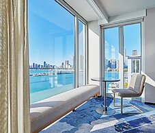 Sable at Navy Pier Chicago, Curio Collection by Hilton