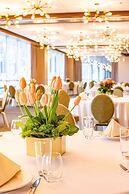 Sable at Navy Pier Chicago, Curio Collection by Hilton