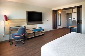 Tru By Hilton Phoenix Glendale Westgate, AZ
