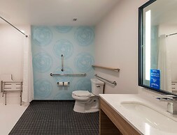 Tru By Hilton Phoenix Glendale Westgate, AZ