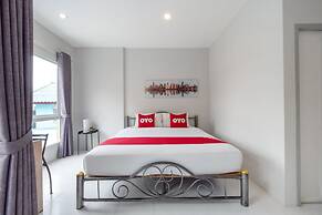 OYO 75323 Tha Burapa Home Bangsean