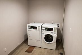 Holiday Inn Express & Suites Dayton North - Vandalia by IHG