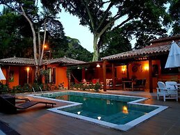 Pousada Estalagem D Ajuda