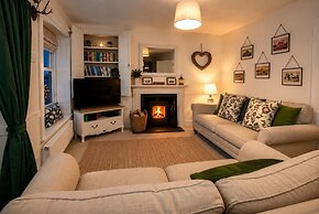 Maggie Puddle Cottages