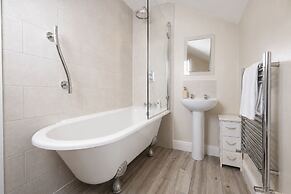 Maggie Puddle Cottages